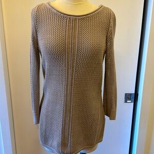 White House black market beige crochet sweater sz small